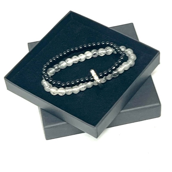 Victoria Leland Designs Elegant Black and White Beaded Bracelet Set - Picture 1 of 2